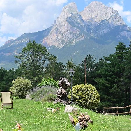 L'Indret Del Pedraforca Adults Only Hotel Saldes Luaran gambar