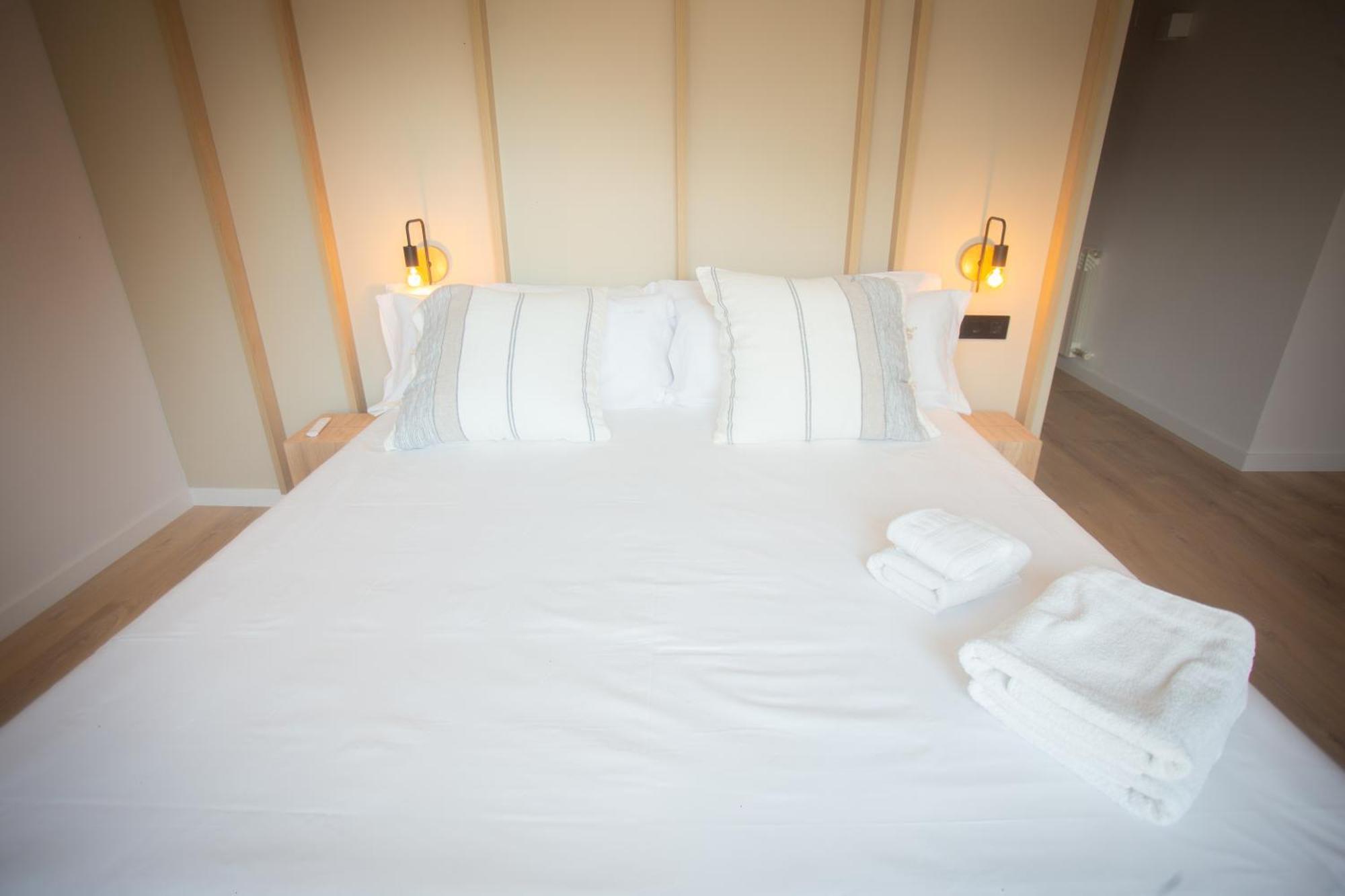 L'Indret Del Pedraforca Adults Only Hotel Saldes Luaran gambar