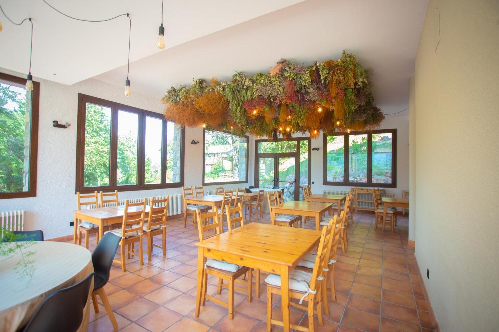 L'Indret Del Pedraforca Adults Only Hotel Saldes Luaran gambar