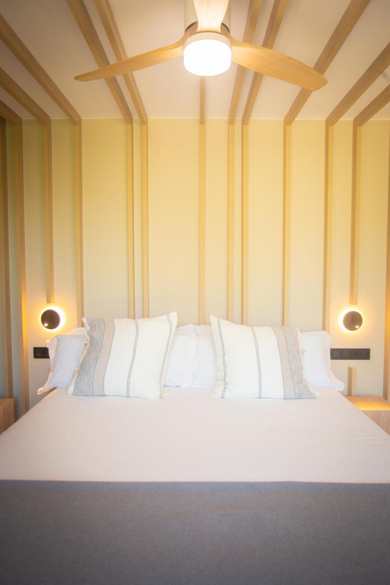L'Indret Del Pedraforca Adults Only Hotel Saldes Luaran gambar